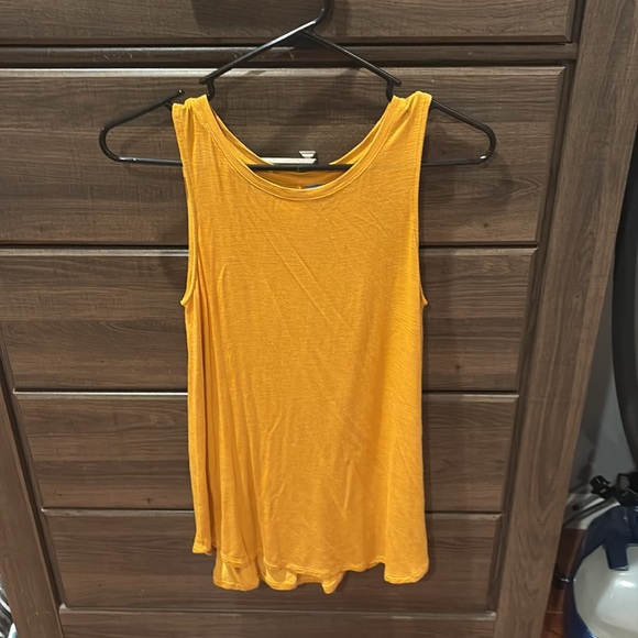 Old Navy Luxe Tanks (3) - Picture 4 of 5